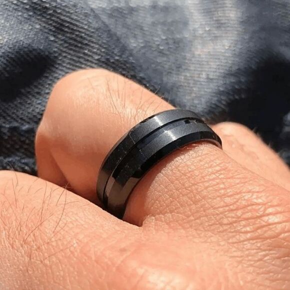 Stainless Steel Black Wedding Band Street Style Unisex Ring - Picture 4 of 4